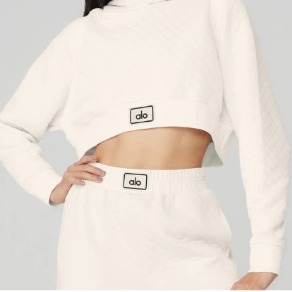 Alo Yoga quilted hoodie